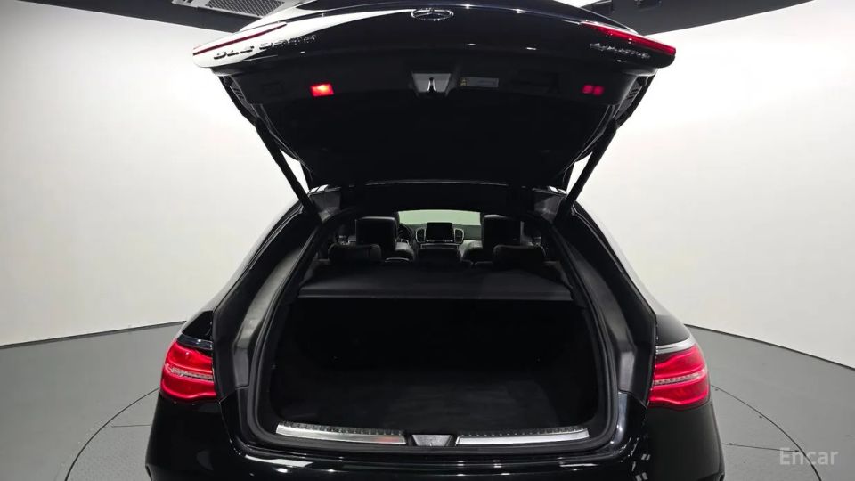 Mercedes-Benz GLE-Class