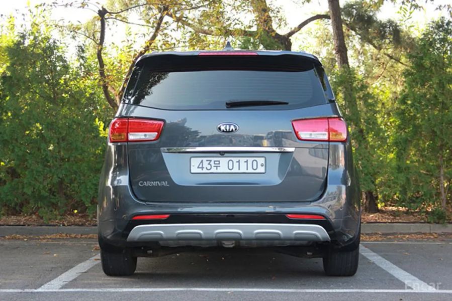 Kia Canival