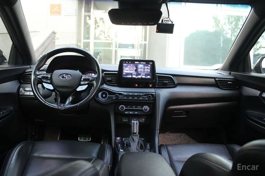 Hyundai Veloster
