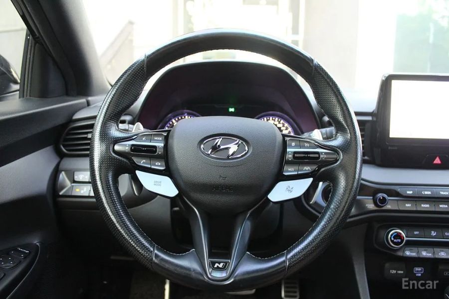 Hyundai Veloster