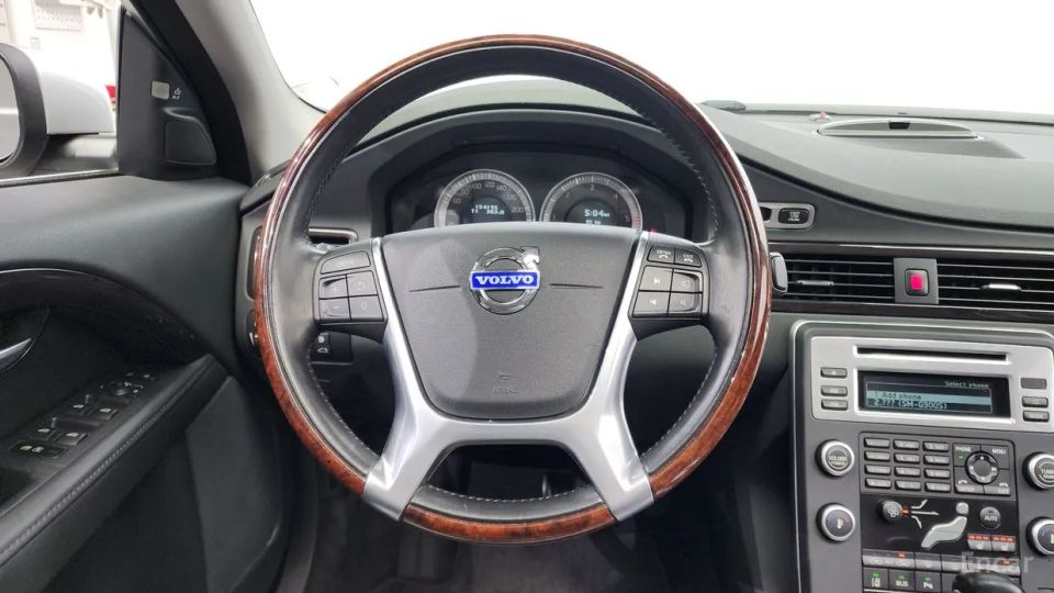 Volvo S80