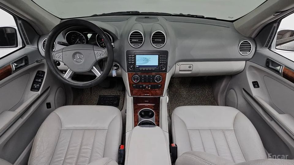 Mercedes-Benz M-class