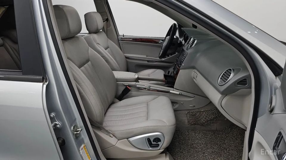 Mercedes-Benz M-class