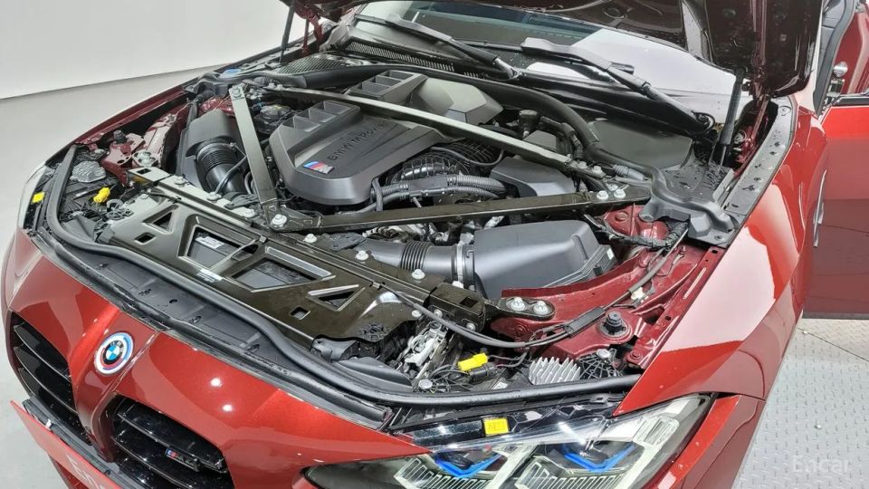 BMW M4