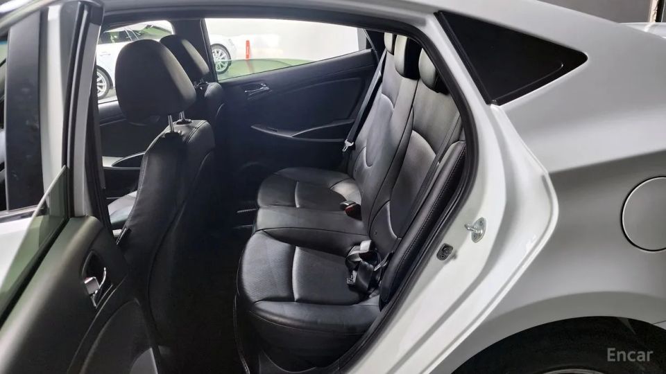Hyundai Accent