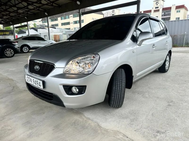 Kia Carens