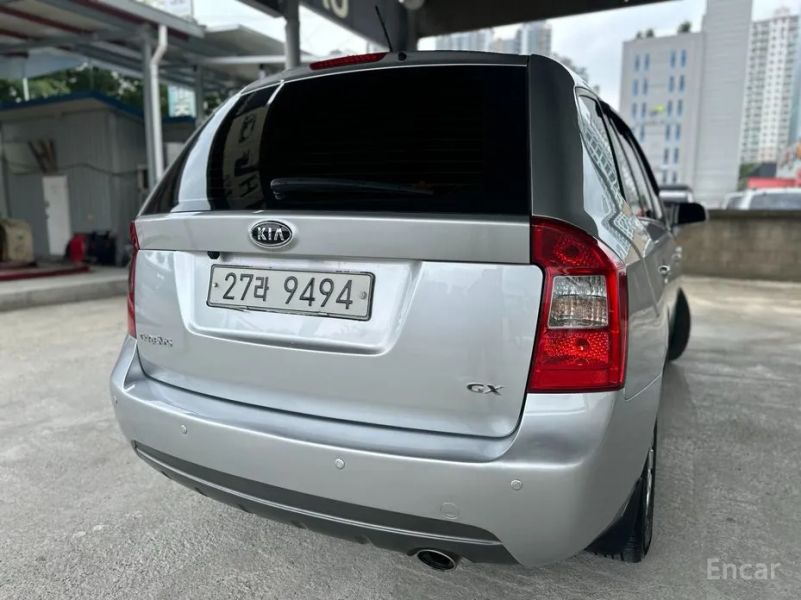 Kia Carens