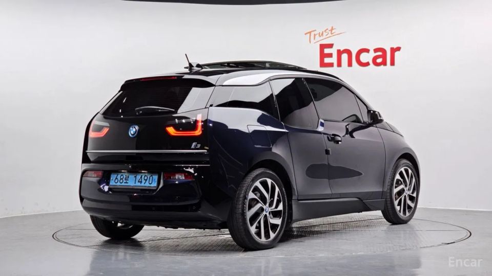 BMW i3