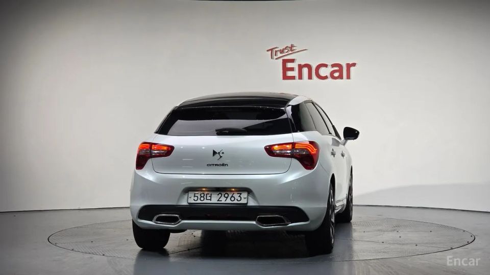 Citroen-DS DS5