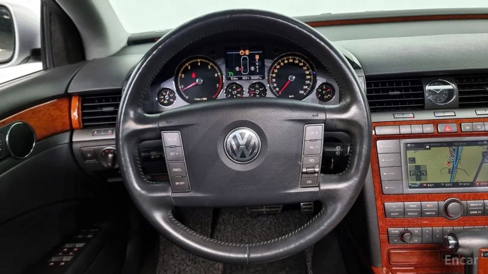 Volkswagen Phaeton