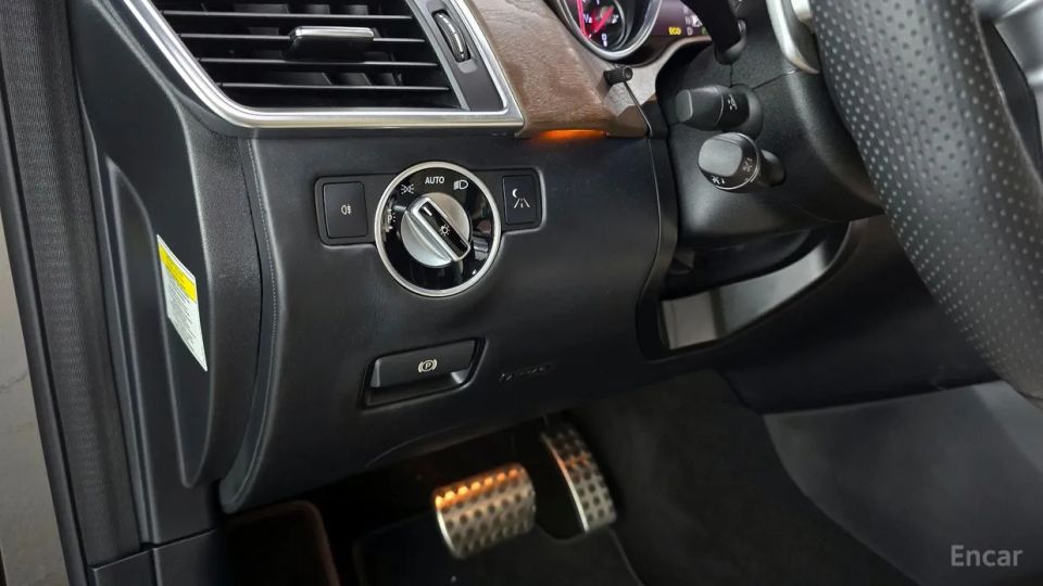 Mercedes-Benz GL-Class