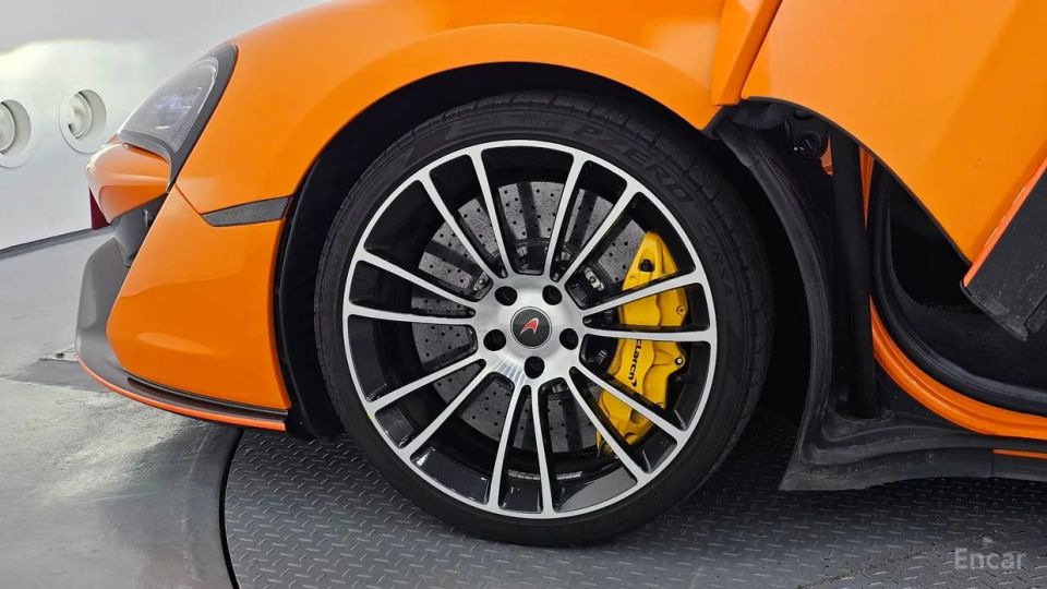 Mclaren 570S