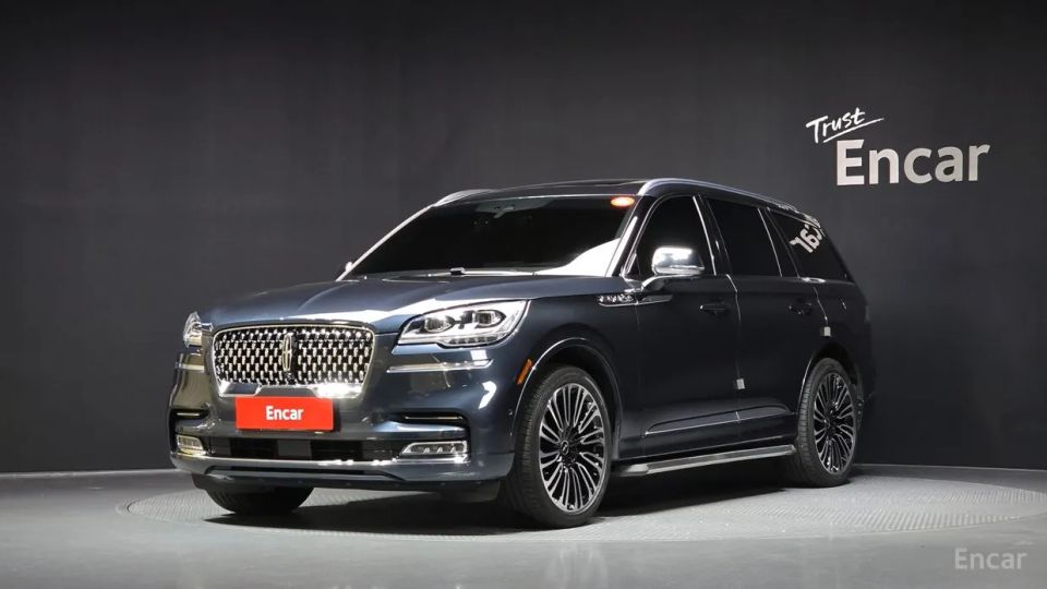 Lincoln Aviator