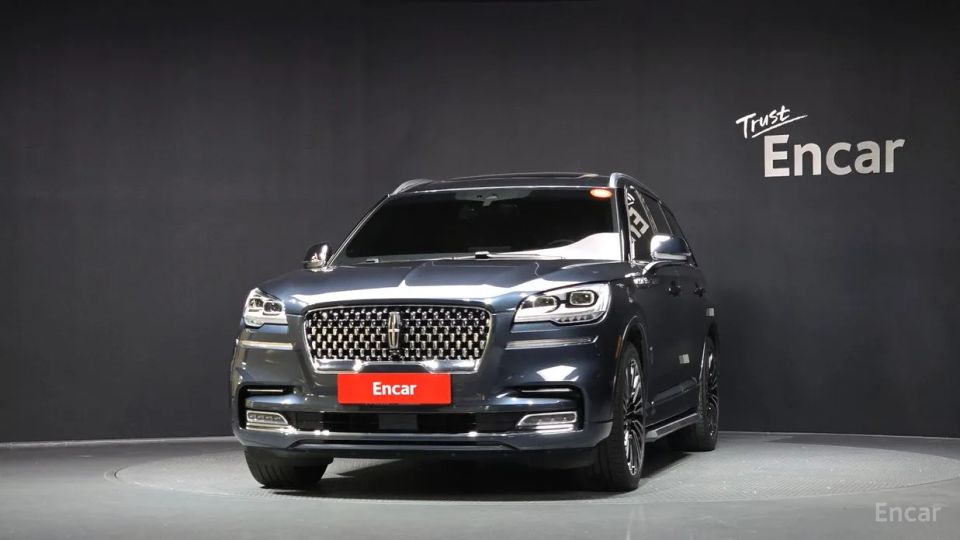 Lincoln Aviator
