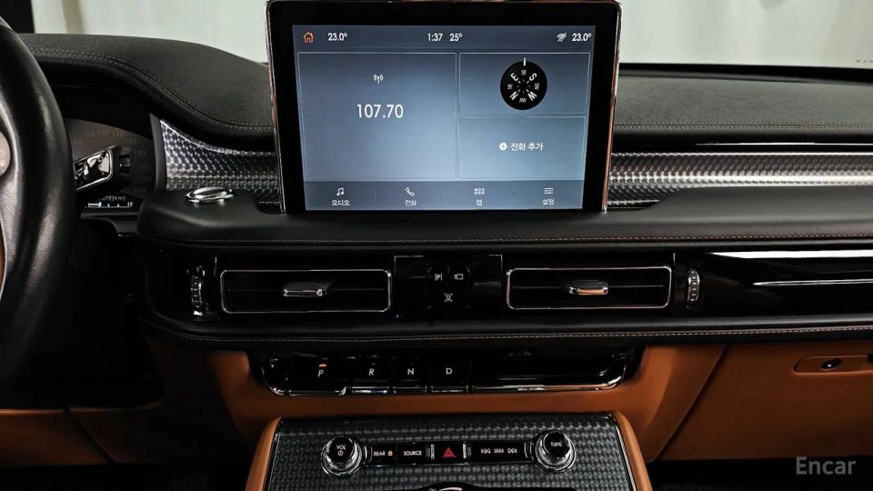 Lincoln Aviator