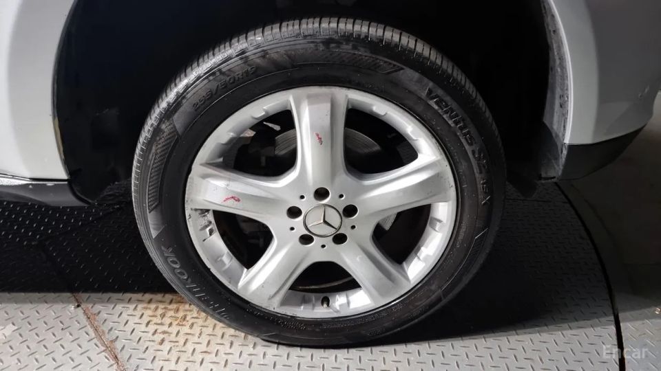 Mercedes-Benz M-class