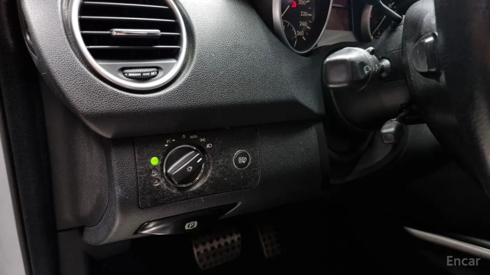 Mercedes-Benz M-class