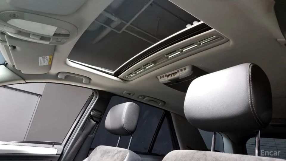 Mercedes-Benz M-class