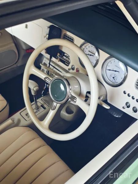 Nissan Figaro