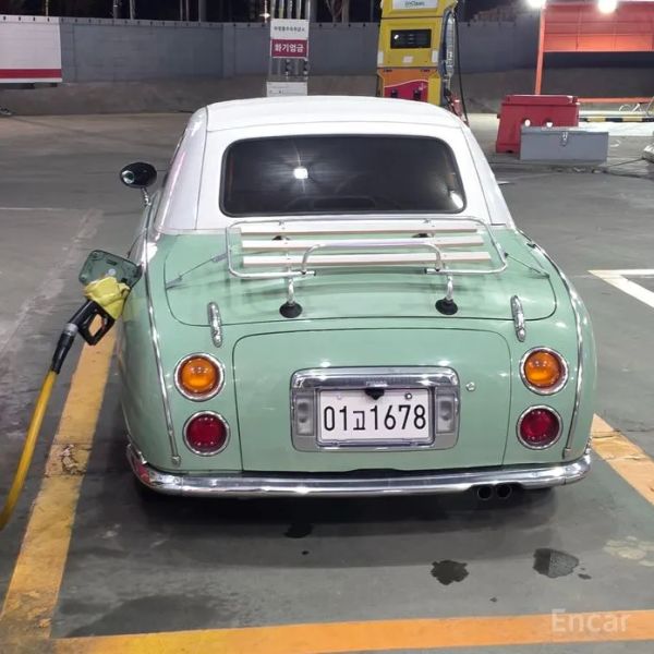 Nissan Figaro
