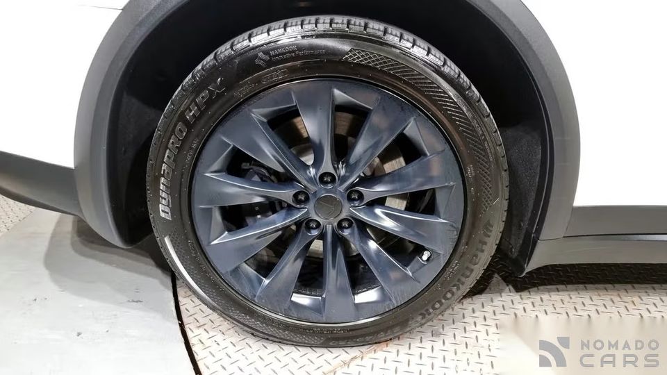 Tesla model-x