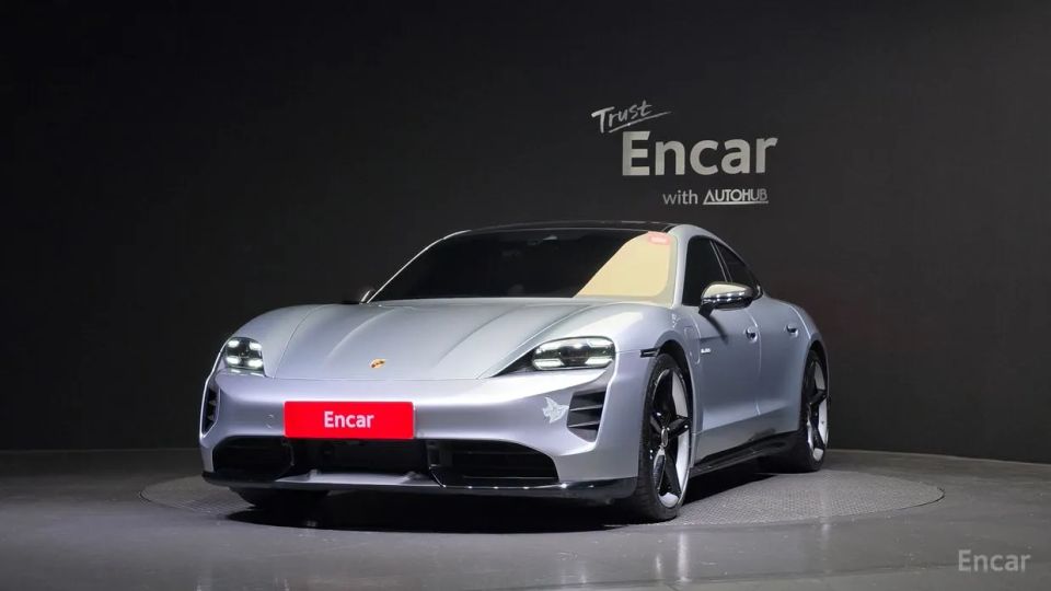 Porsche Taycan