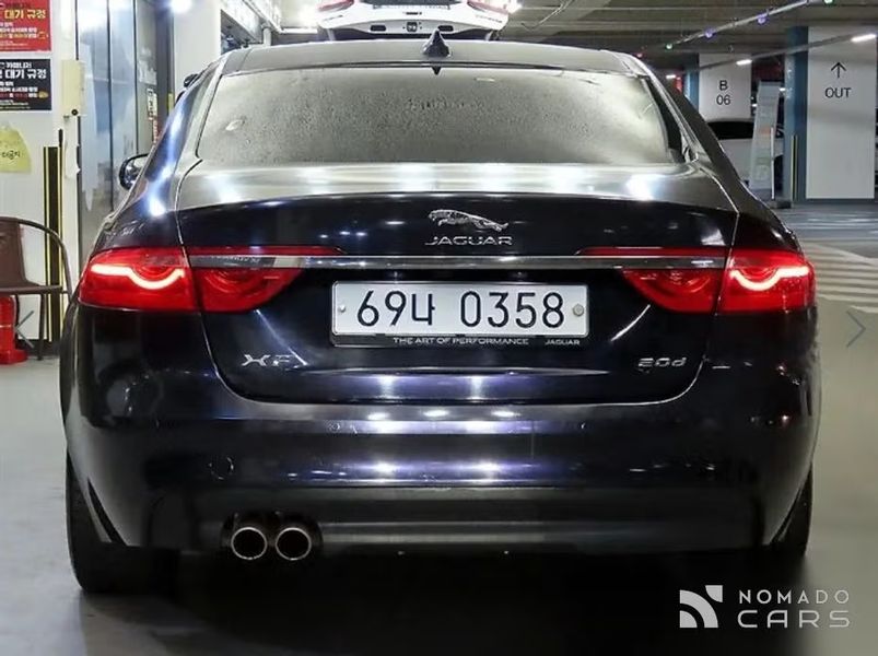 Jaguar xf
