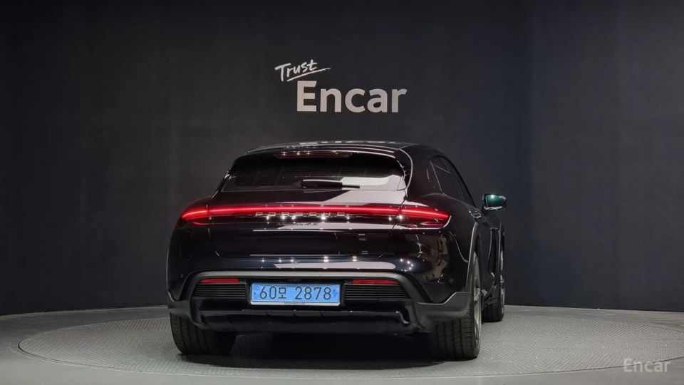 Porsche Taycan