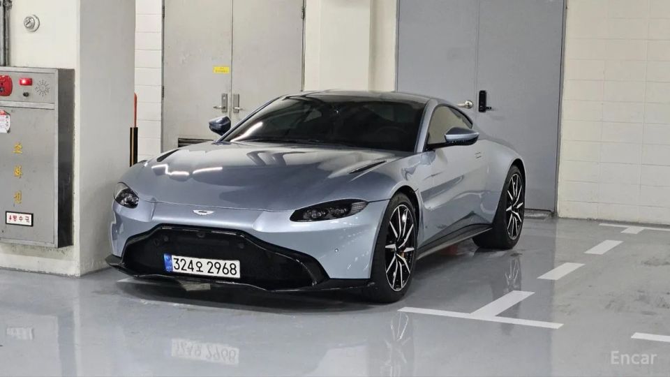 Astonmartin Vantage