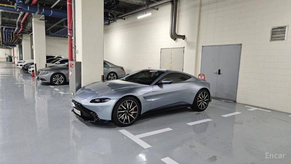 Astonmartin Vantage