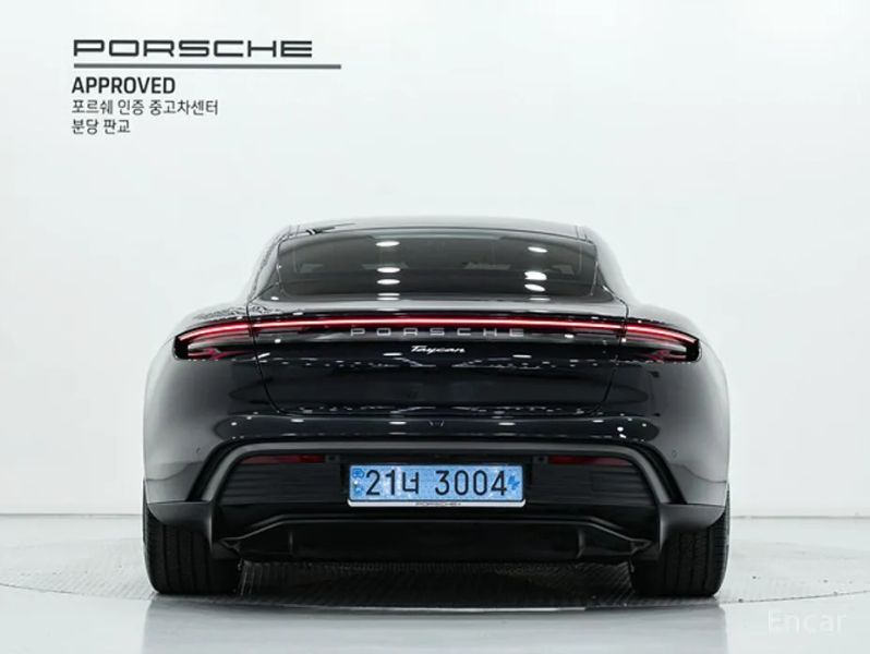 Porsche Taycan
