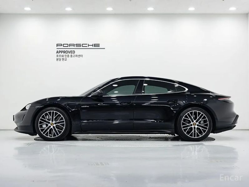 Porsche Taycan