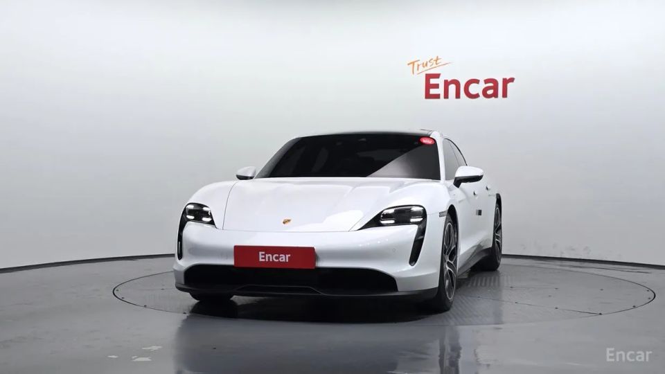 Porsche Taycan