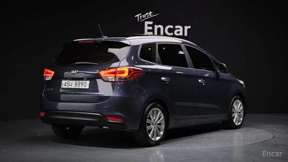 Kia Carens