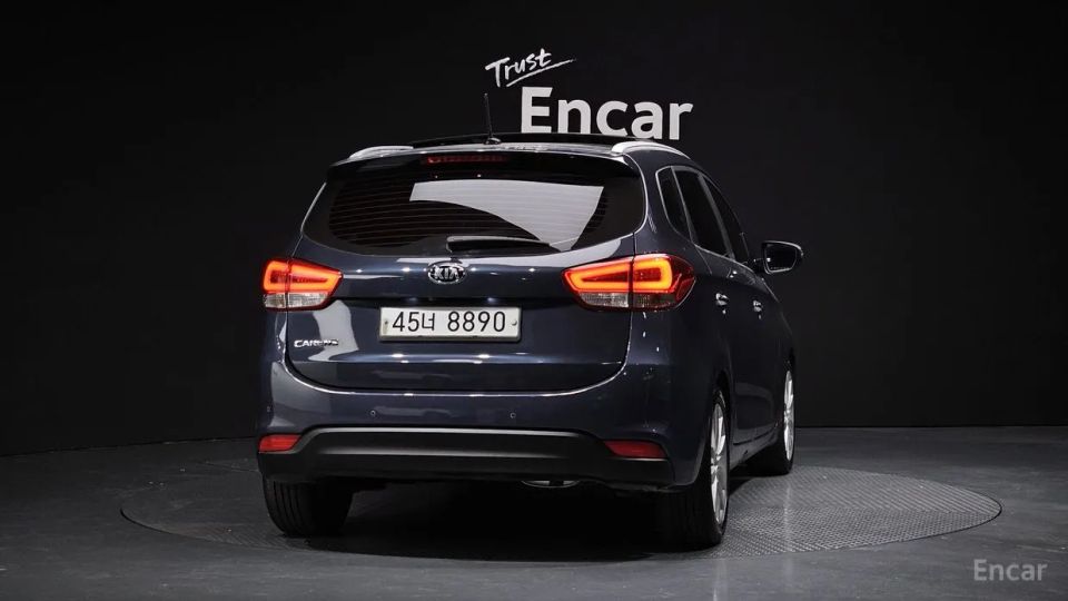 Kia Carens