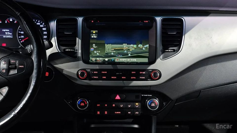 Kia Carens
