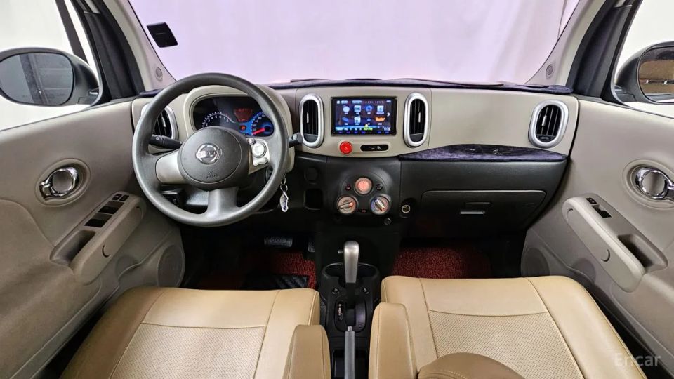 Nissan Cube