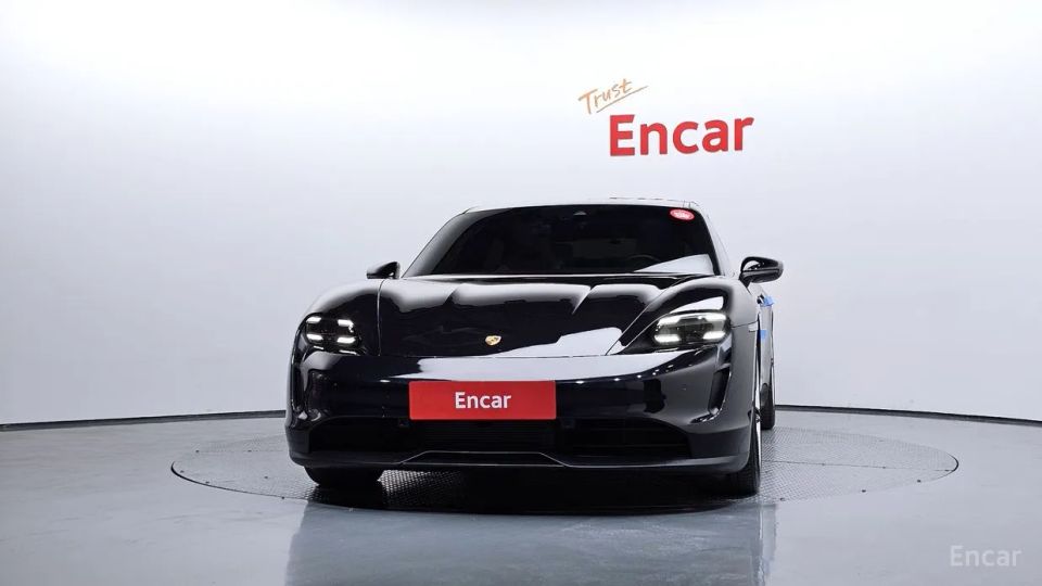 Porsche Taycan