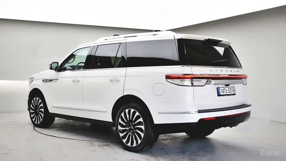Lincoln Navigator