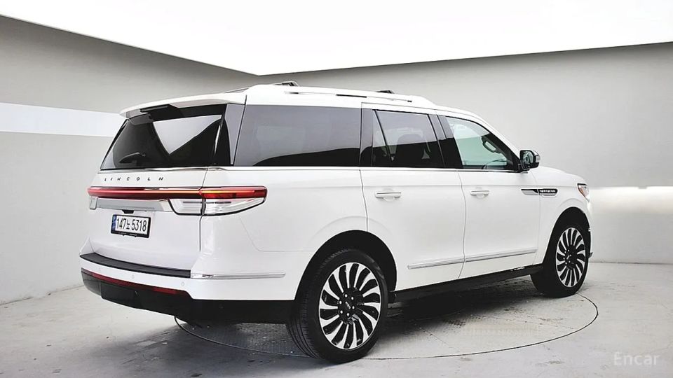 Lincoln Navigator