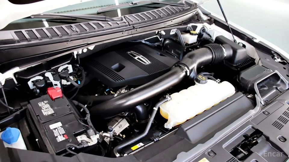 Lincoln Navigator