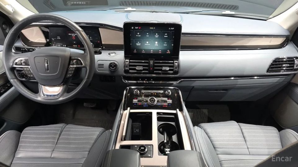Lincoln Navigator