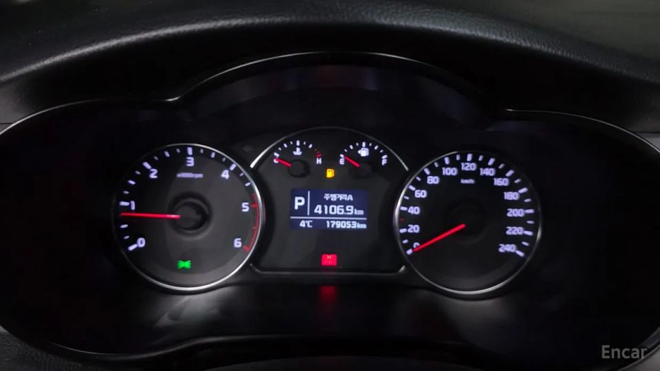 Kia Carens