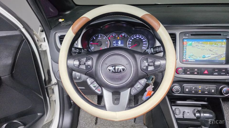 Kia Carens