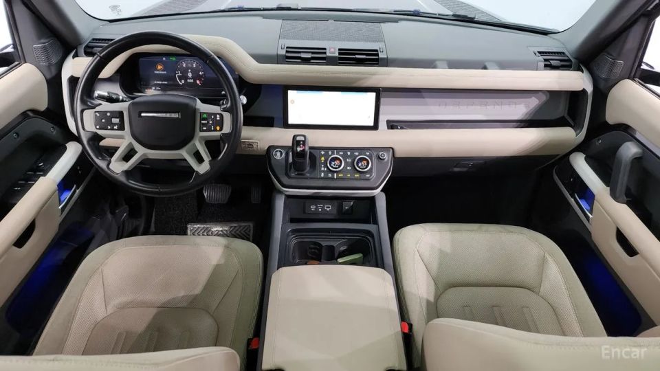 Land Rover Defender