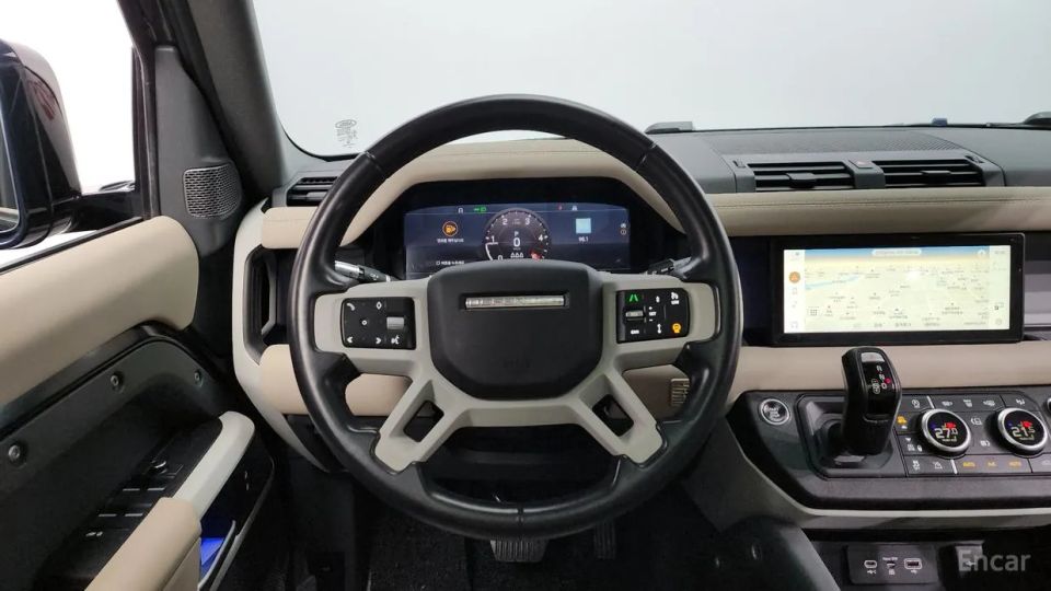 Land Rover Defender