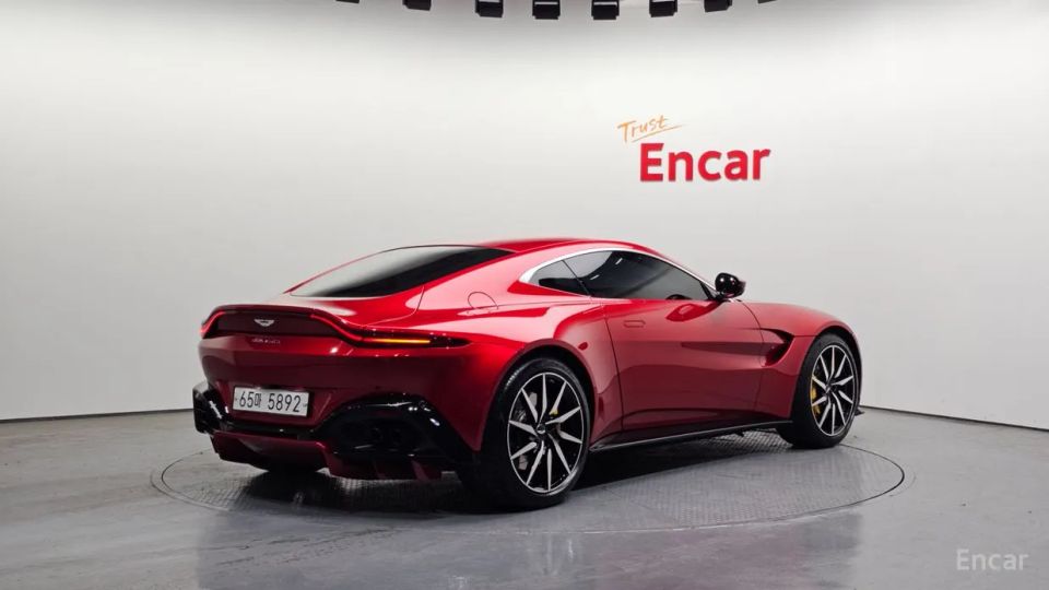 Astonmartin Vantage