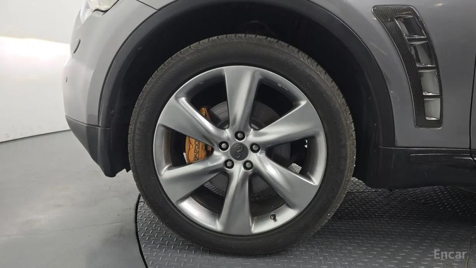 Infiniti FX