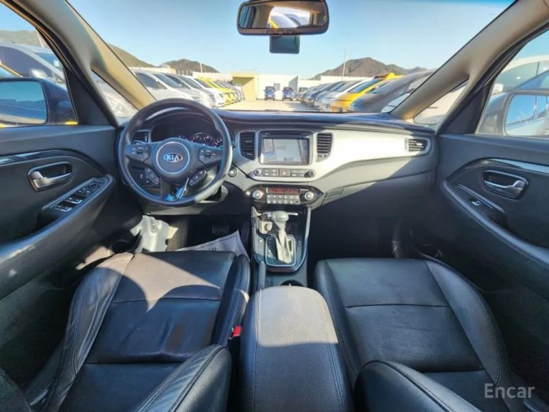 Kia Carens