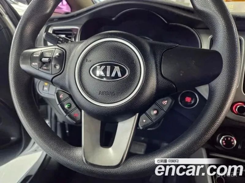 Kia Carens
